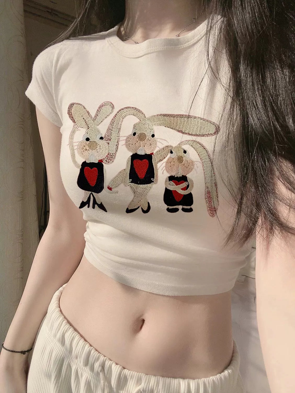 Camiseta de manga curta com estampa sexy e doce redutora de idade