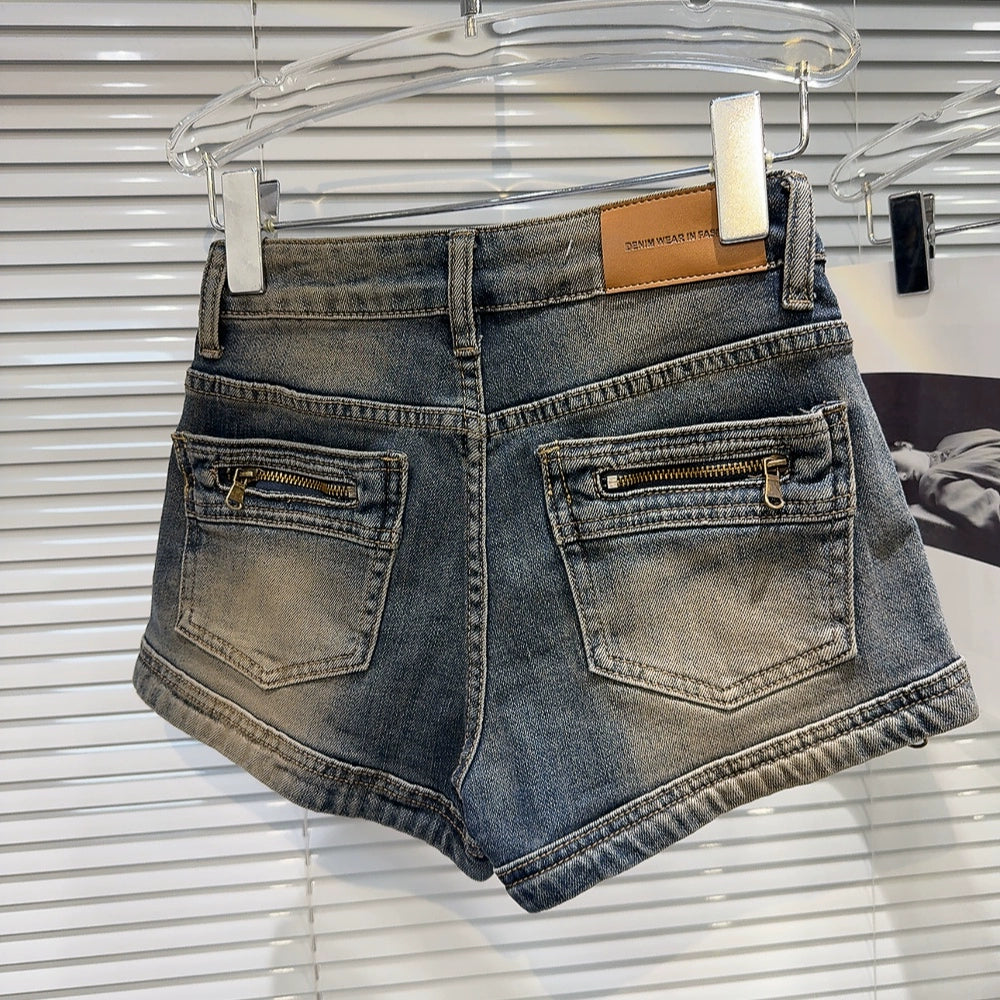 Internet Celebrity Non-Mainstream Style Zipper Washing Water Three Points Denim Shorts