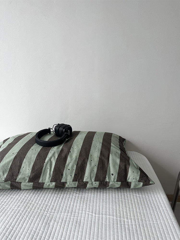 Dark Stain-Resistant Pillowcase Cotton Stripes Gingham Boys Pillowcase 48*74 Pure Cotton Student Dormitory Pillowcase