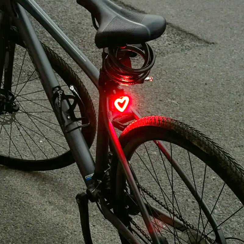 Mountain Bike Night Travel Taillight Night Riding Lights Road Bike Adapted to Giant Heart Taillight Warning Creative