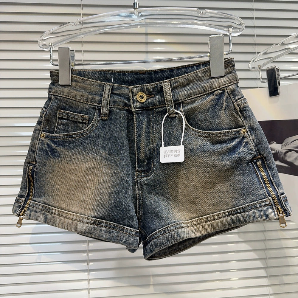 Internet Celebrity Non-Mainstream Style Zipper Washing Water Three Points Denim Shorts