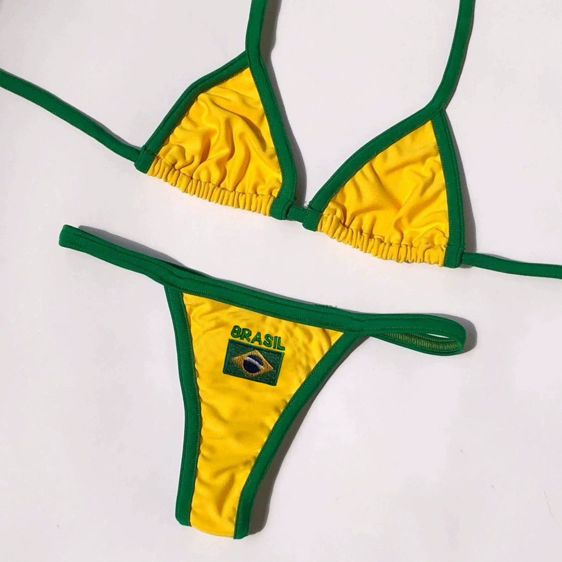 Novo Terno Americano Retro Exercício Biquíni Calças Quentes Íntimos Praia Y2g Brasil Camiseta Bordada