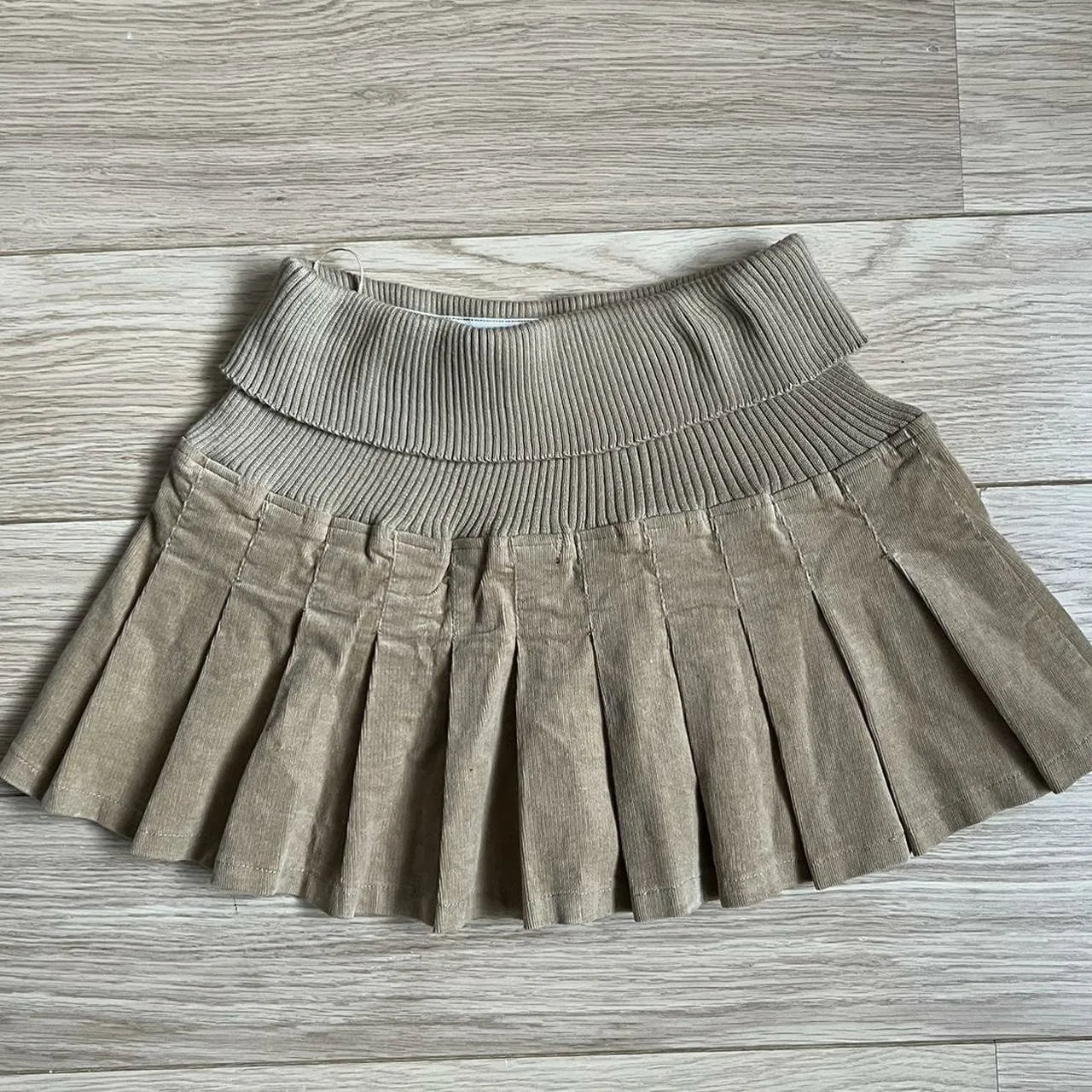 Y2K Ribbed Stretchy Waistband Mini Skirt Gothic Pleated Skirt Womens Harajuku Autumn Winter Retro Apricot Black High Waist Skirt