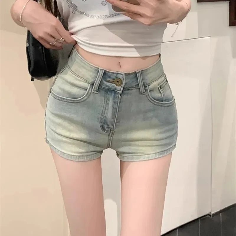 Short Jean Pants Woman Tight Booty Skinny Denim Shorts For Women Blue Low Rise Waist Stretchy To Wear Luxury Design Kpop Flowy