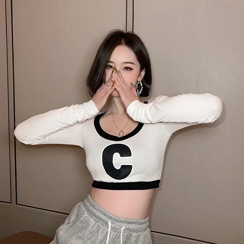 Fashionable Casual Round Neck Color Blocked Letter Print Slim Fit Fashionable Crop Exposed Long Sleeved T-Shirts