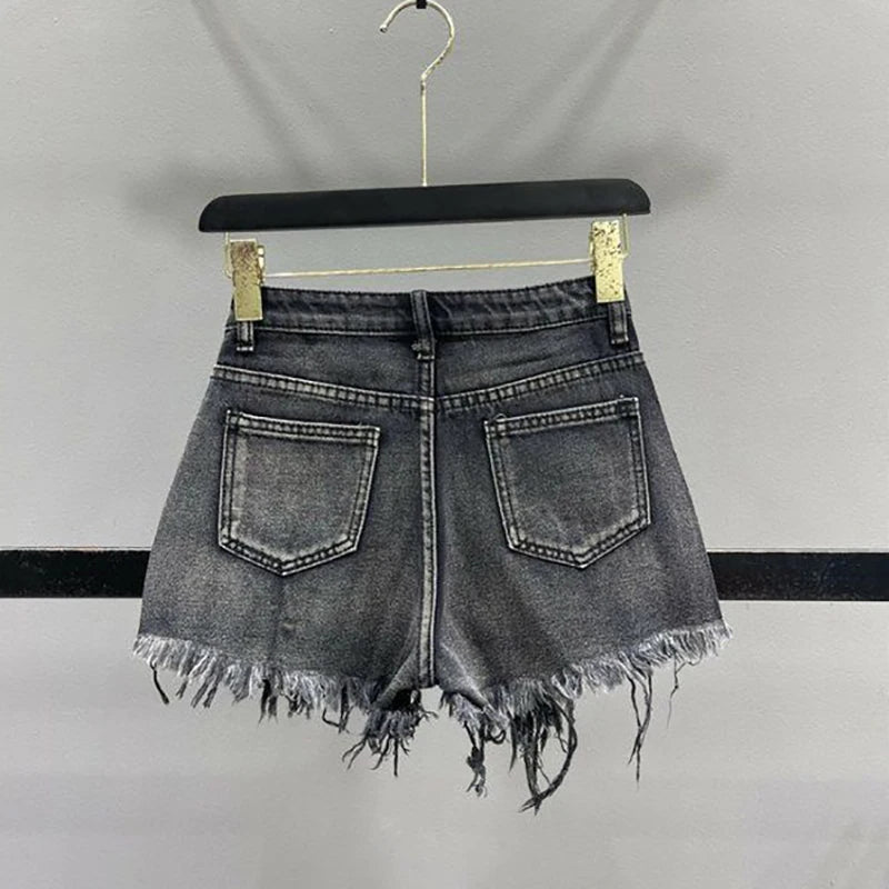 Shorts jeans com borlas perfuradas e bordas cruas para mulheres 2024, tendência de calças quentes de cintura alta e perna larga em linha A para meninas picantes