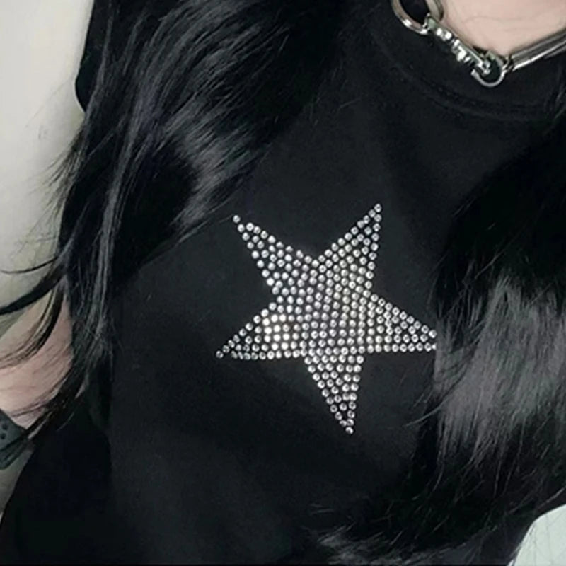 Gótico Strass Bling Carta Impressão Mulheres Sexy T-shirt Crop Top 2023 Moda Verão Manga Curta Y2k Estética Roupas de Bebê